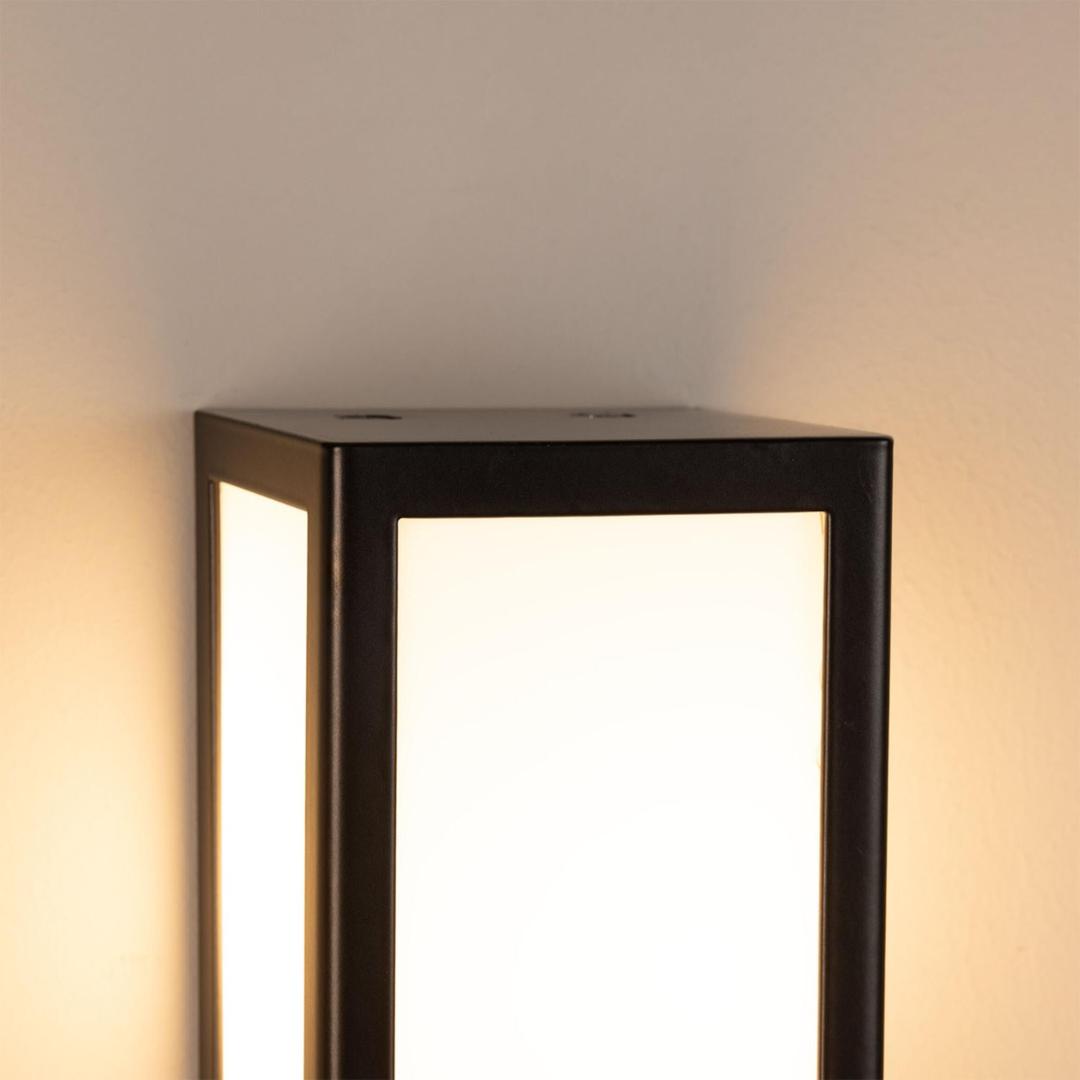 Bata IP65 Bathroom Wall Light