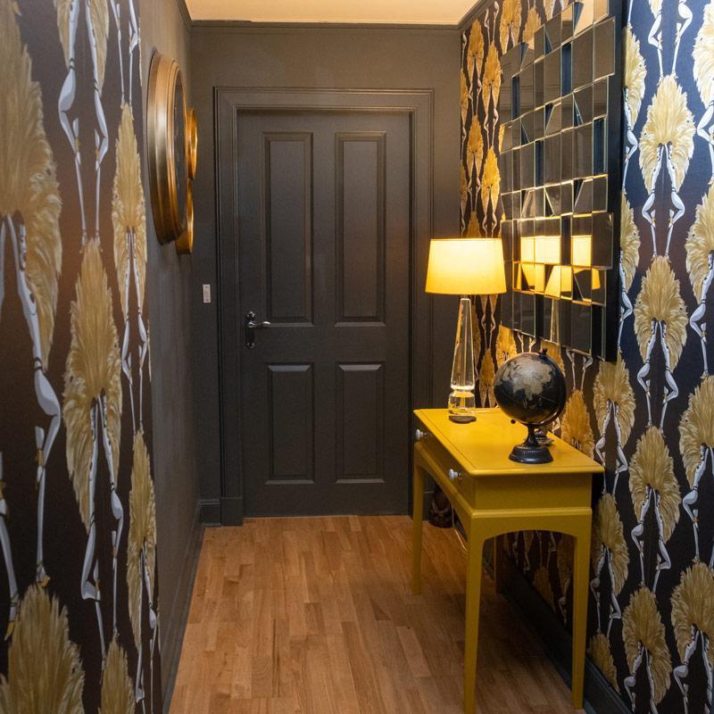 Showgirls Metallic Wallpaper - Gold / Mustard & Black - Graduate Collection