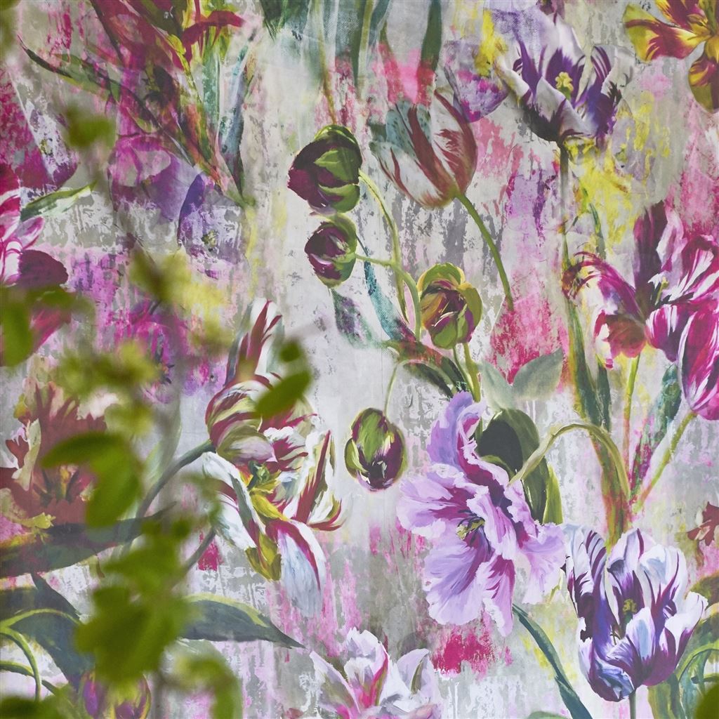 Tulipa Stellata Wallpaper - Fuchsia - Designers Guild