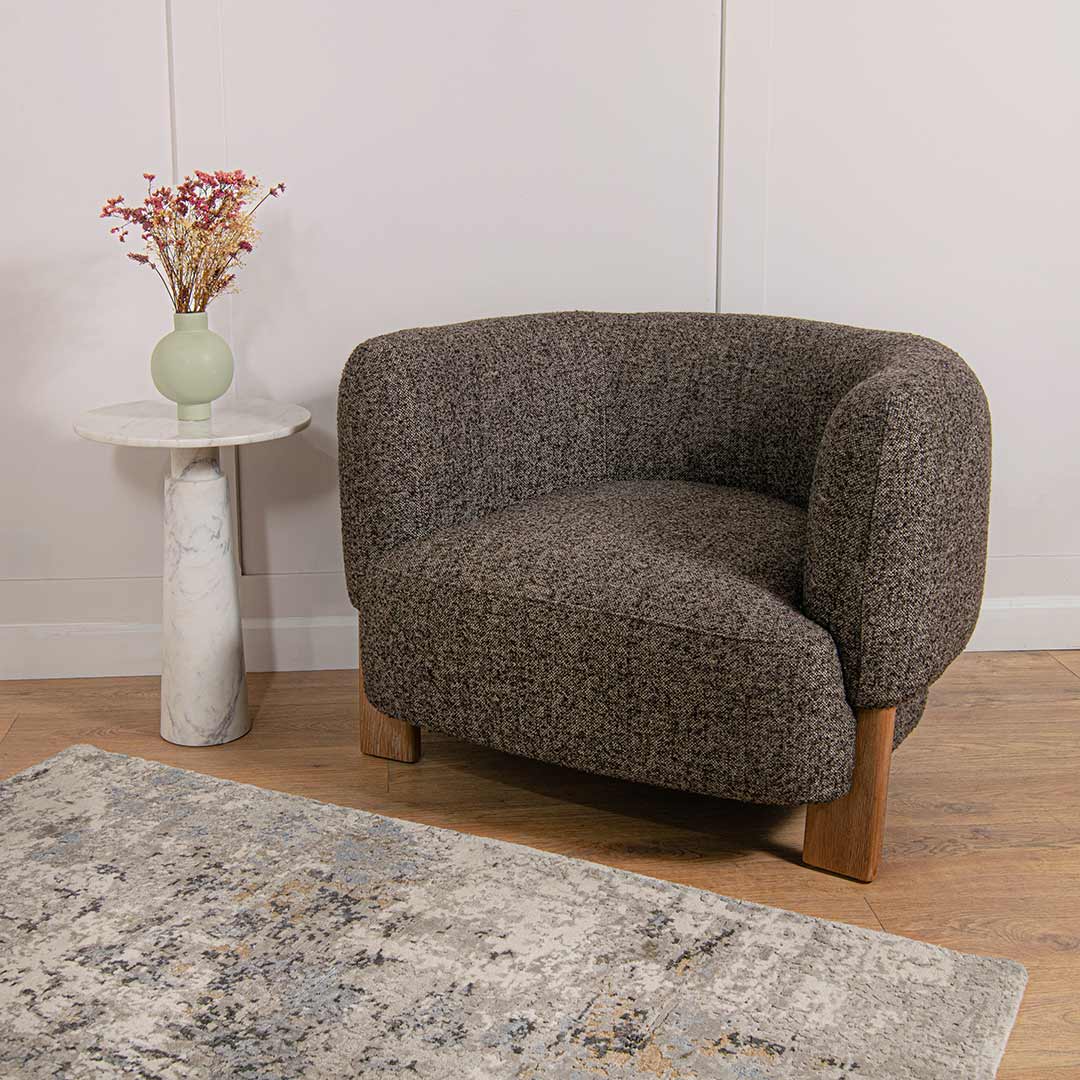 Alvaro Armchair