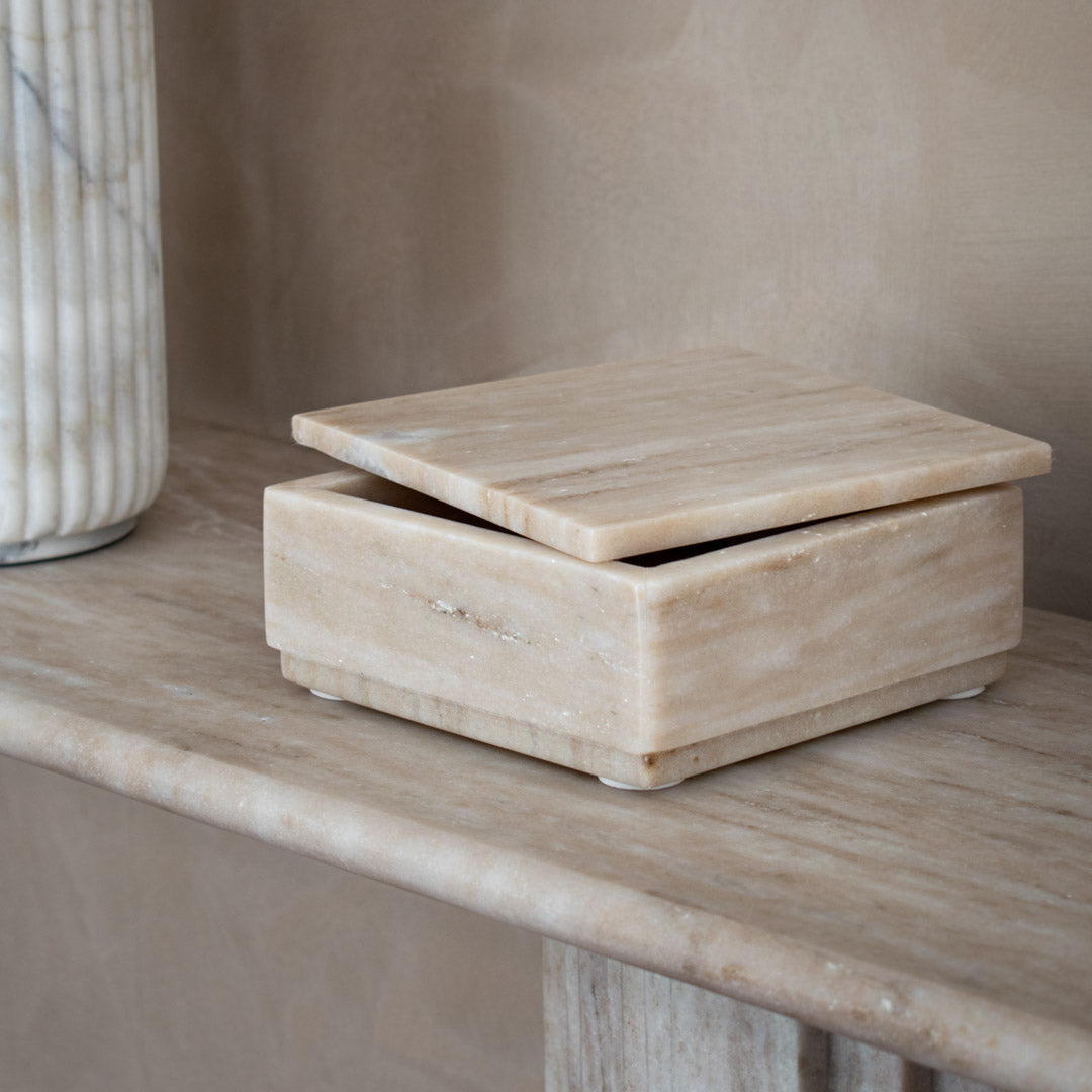 Atanasio Square Box - RV Astley