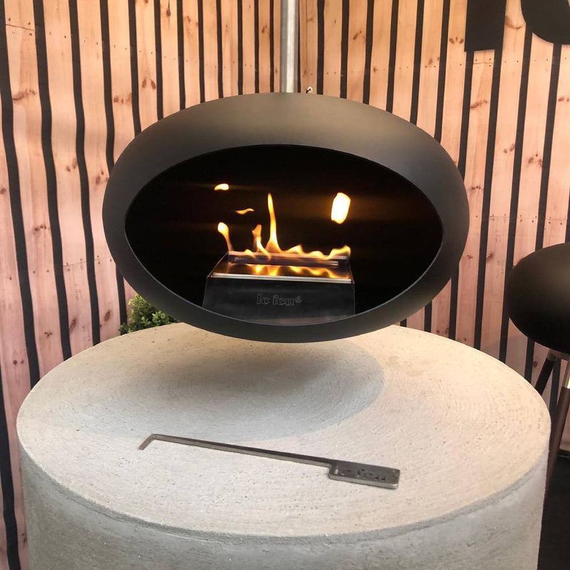 Black Sky Bioethanol Fire - Silver Steel Pole - Le Feu