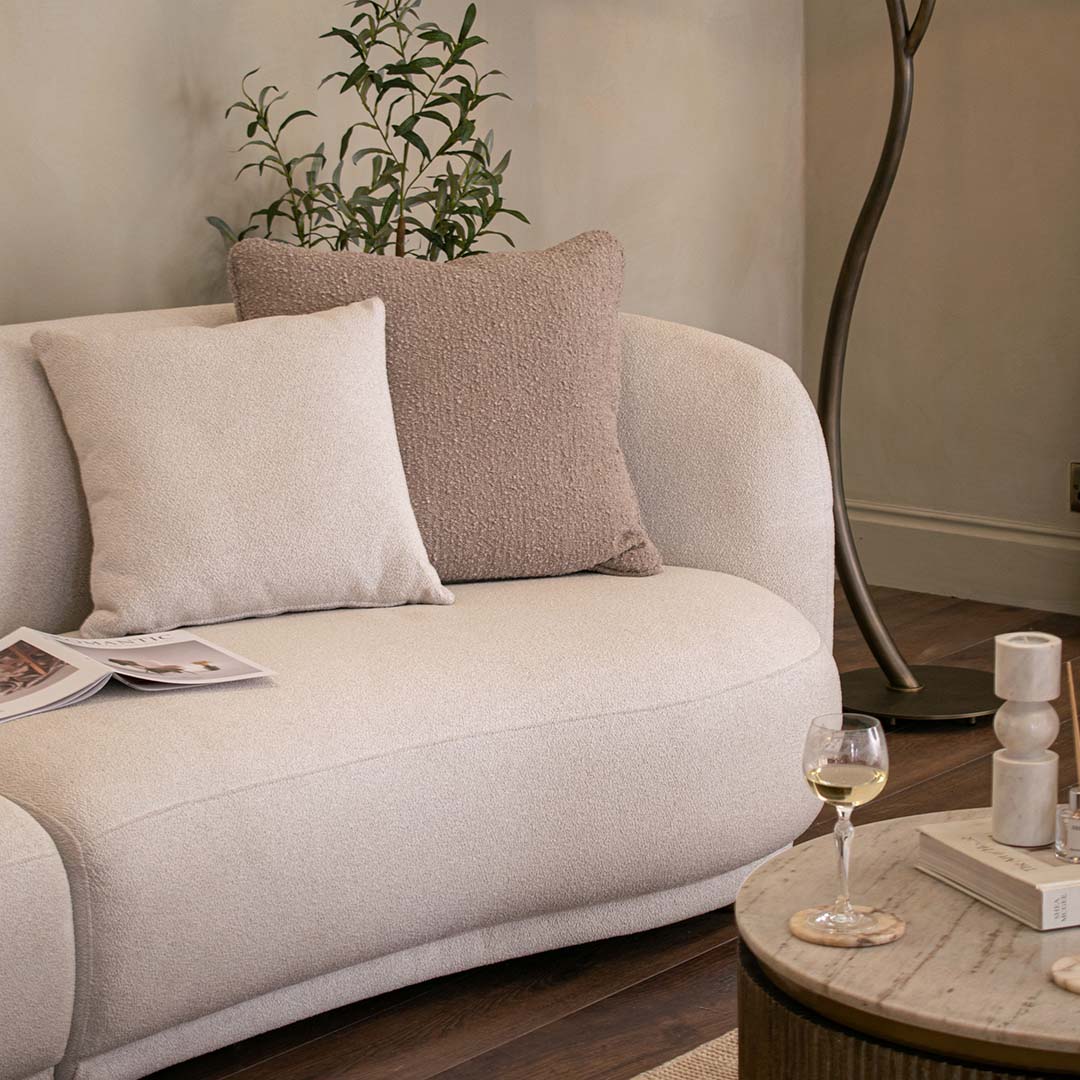 Carola Sofa