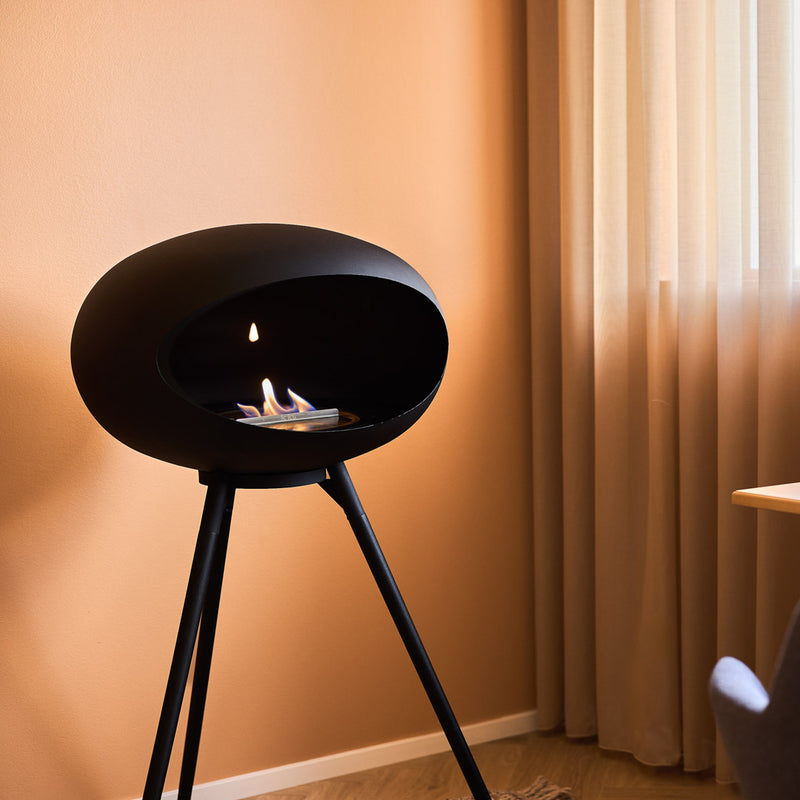 Dome 625 - Black Ground Wood Low Fireplace - Le Feu
