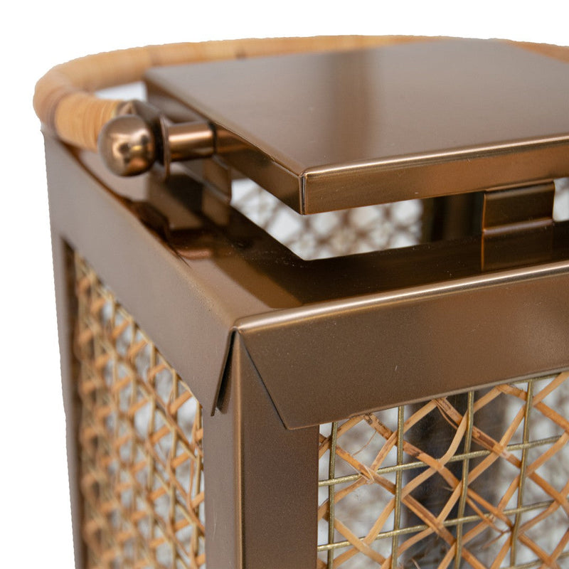 Ewan Lantern - RV Astley