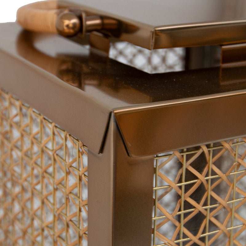 Ewan Lantern - RV Astley