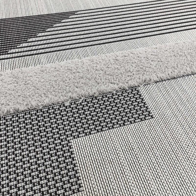 Geometric Print Outdoor Rug - Black & Grey