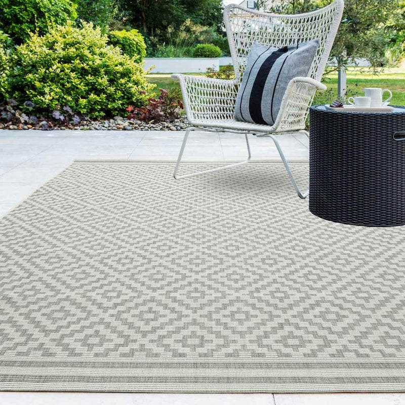 Grey Diamond Outdoor Rug
