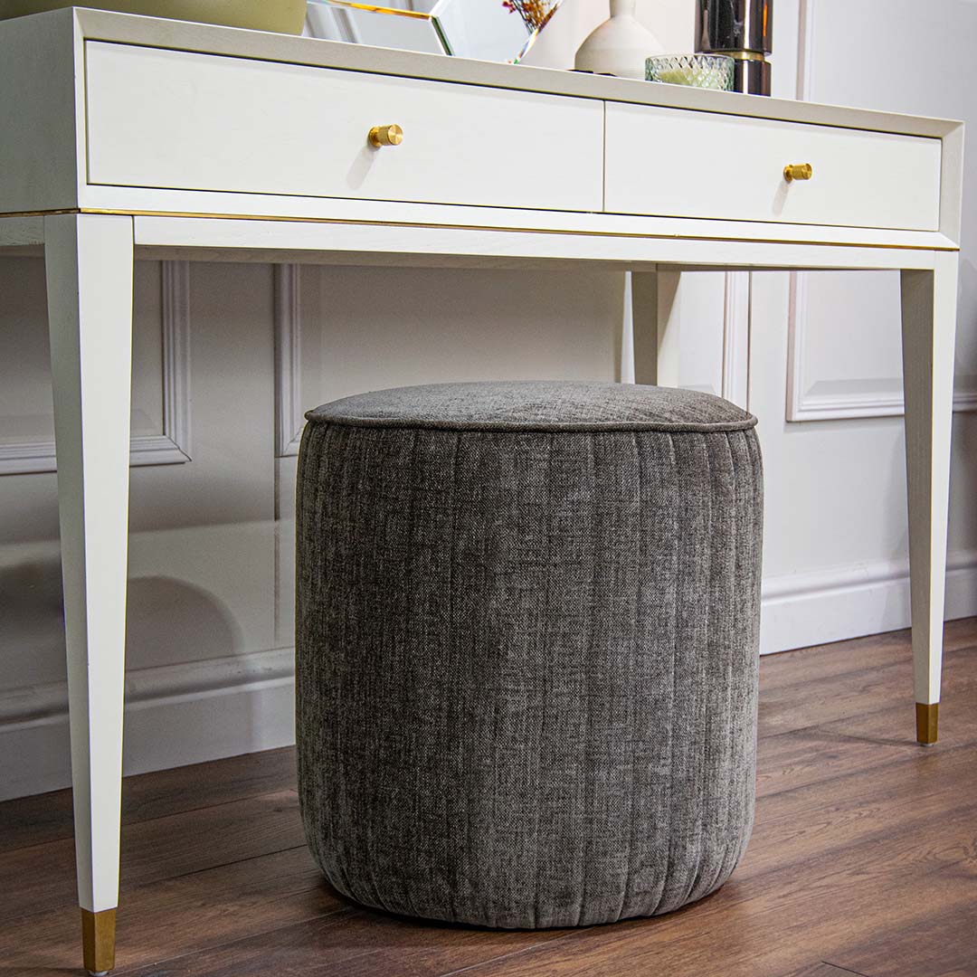 Haceby Stool - RV Astley