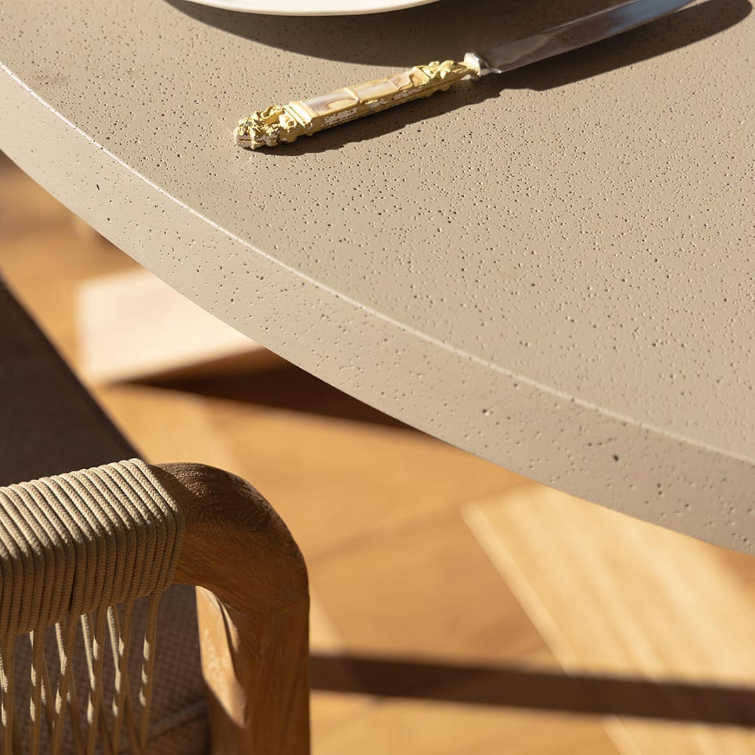 Martinique 4 Seat Round Dining Set - Light Brown