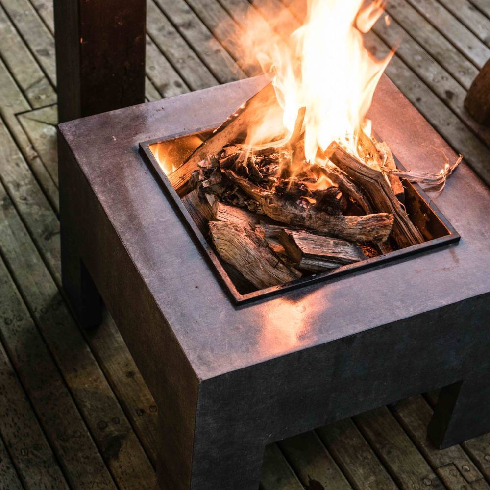 Naples Chunky Square Fire Pit - Granite