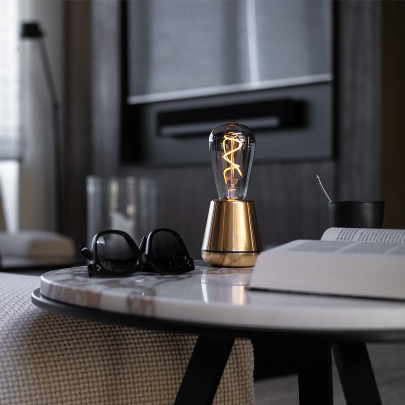 ONE Cordless LED Table Lamp Shiny