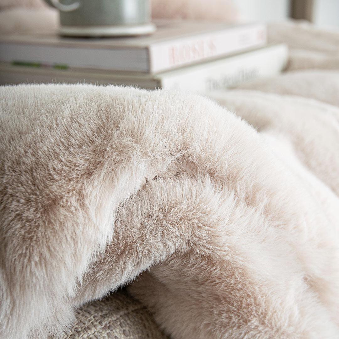Regal Throw - Beige