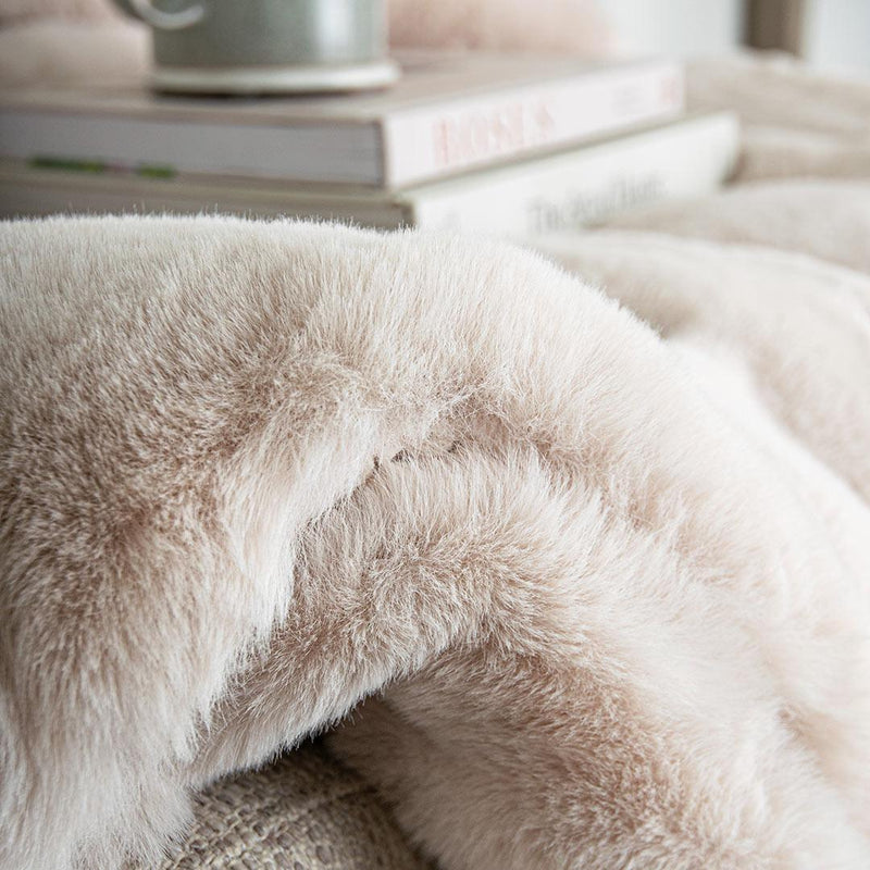 Regal Throw - Beige