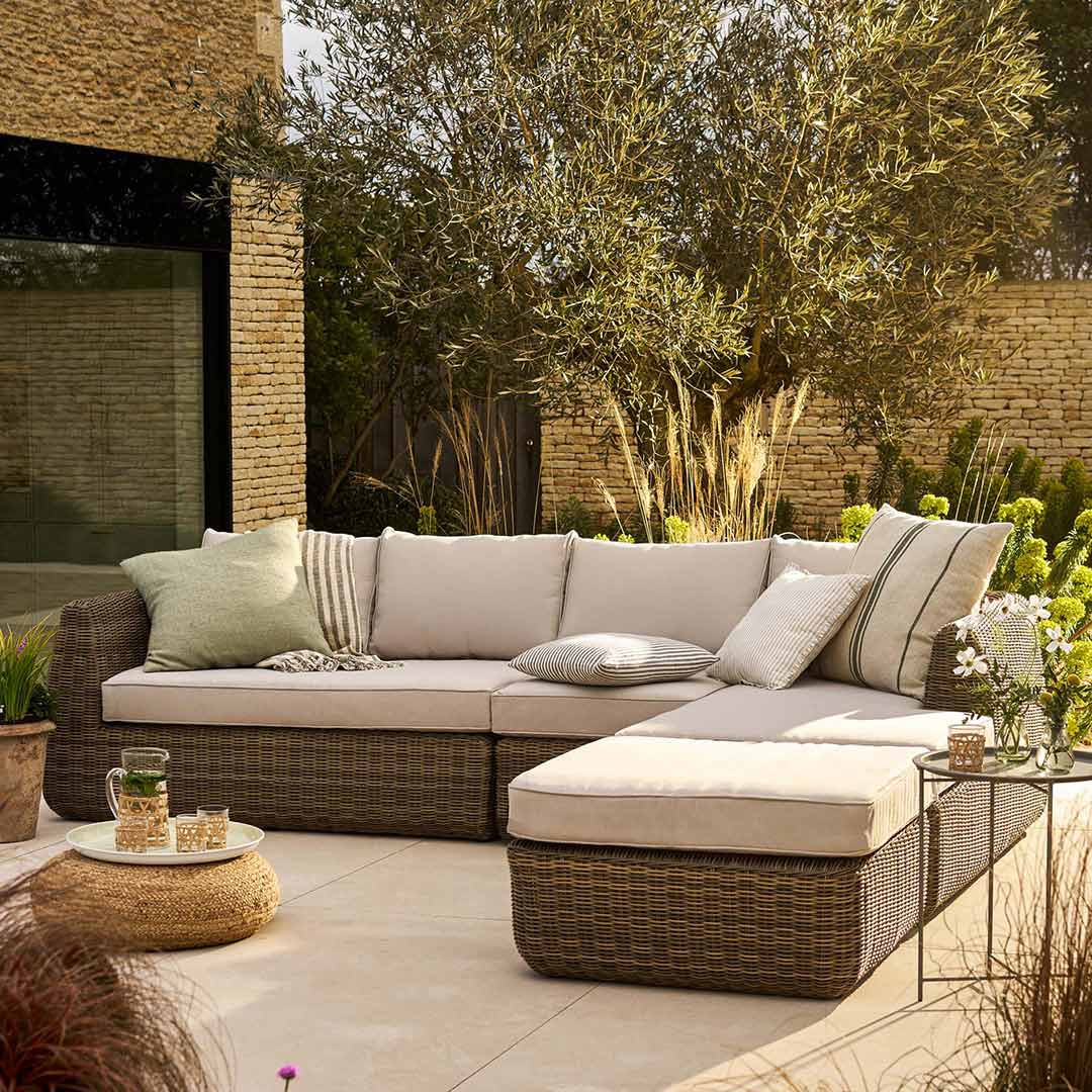 Skala Corner Sofa Set