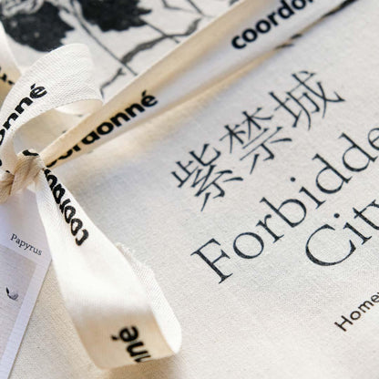 Spring Festival Tapestry - Coordonne