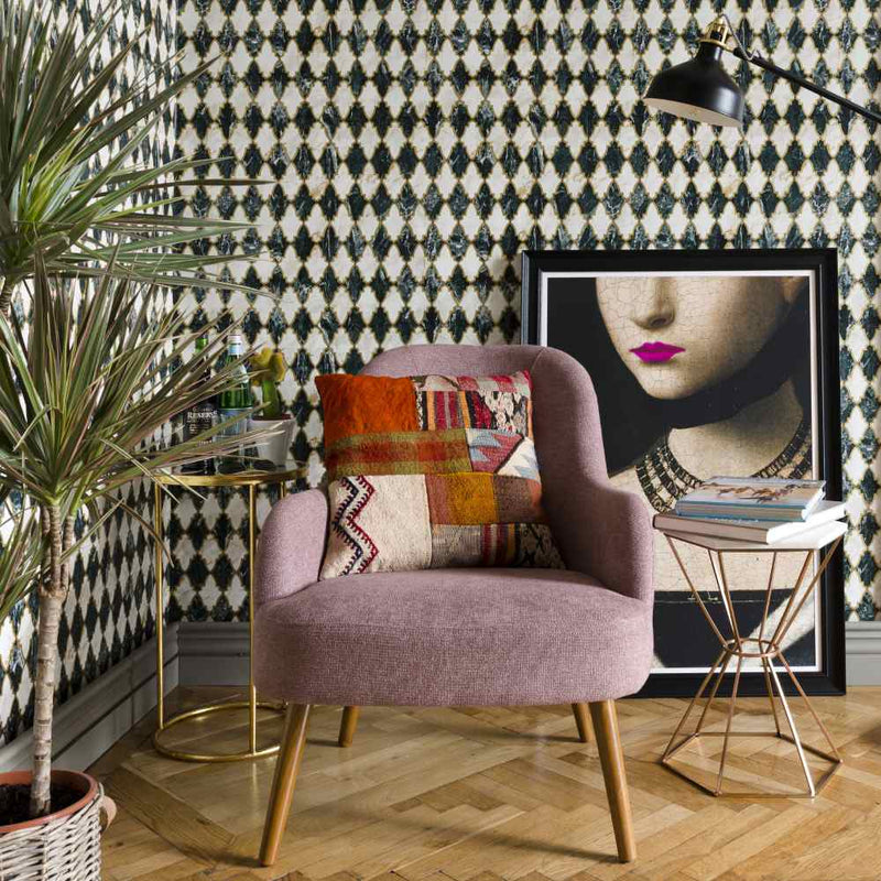 The Dutches Framed Wall Art - MINDTHEGAP