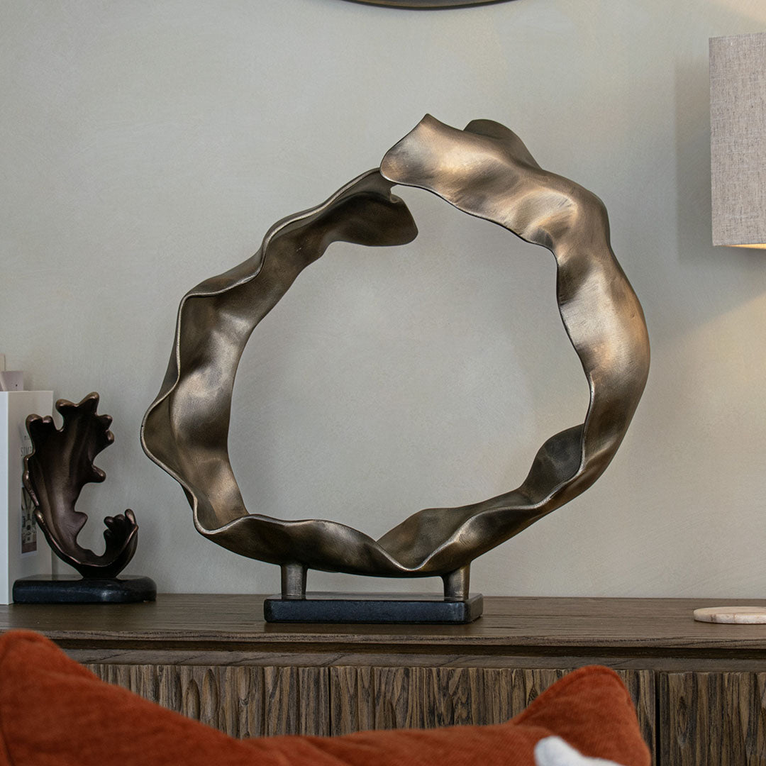 Theo Sculpture