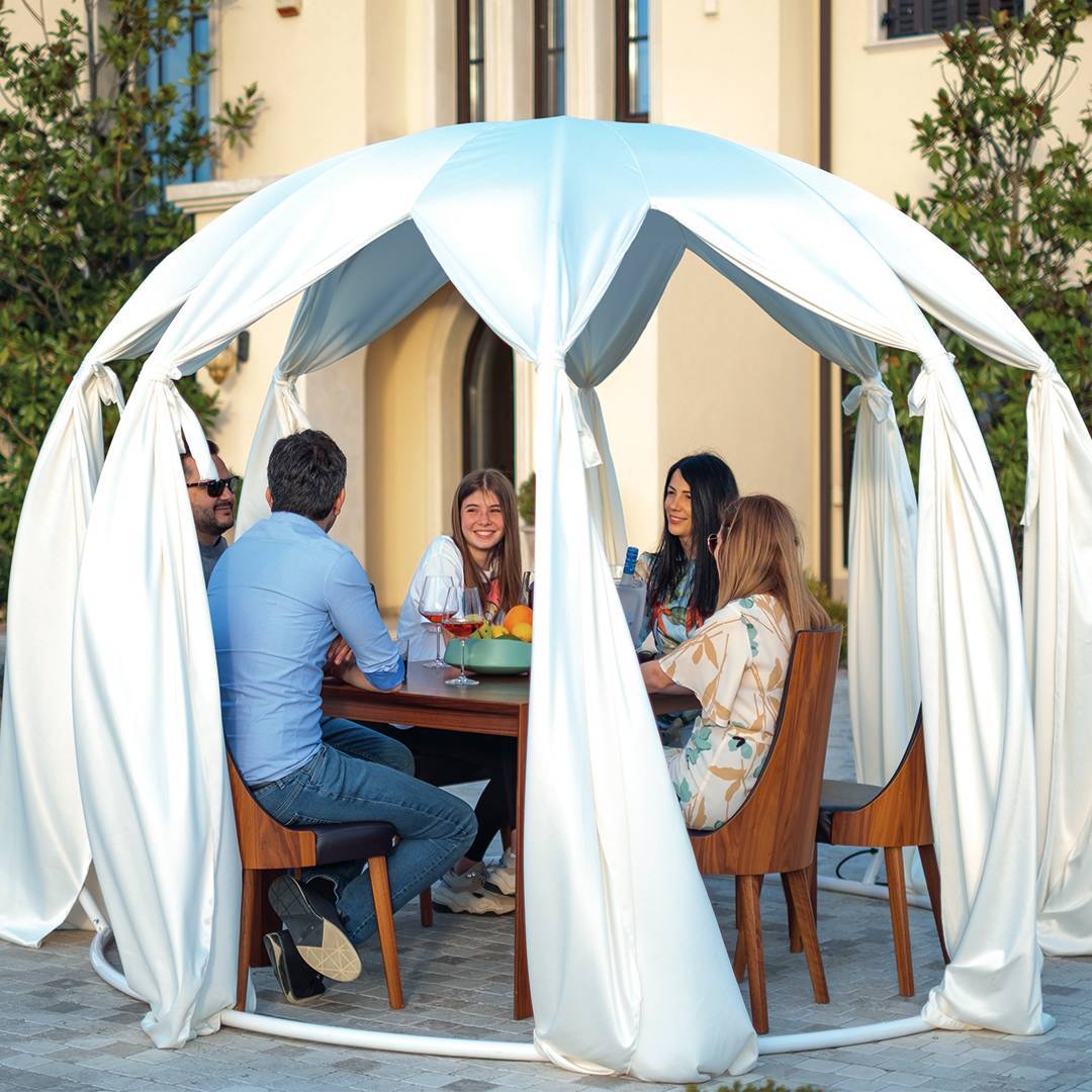 Weatherproof Garden Igloo 360 Dome - Extra Large