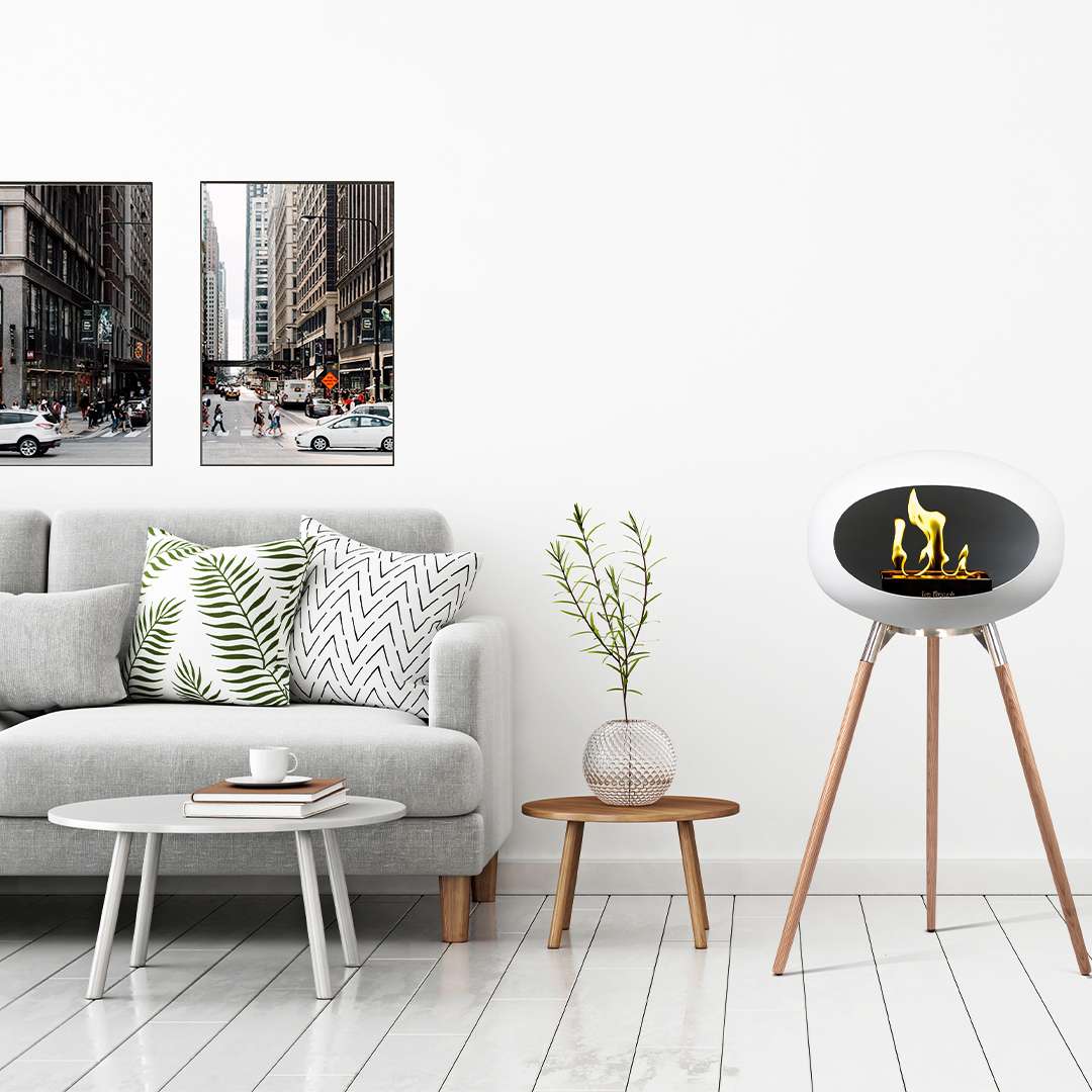 White Ground Wood Bioethanol Tripod Fireplace - Le Feu