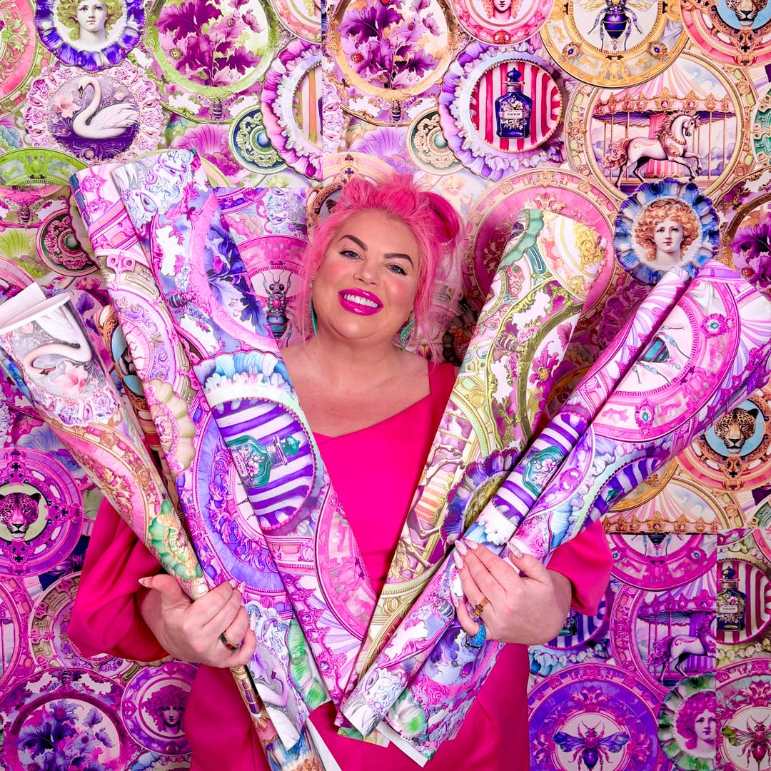 Wonderland Plates Wallpaper