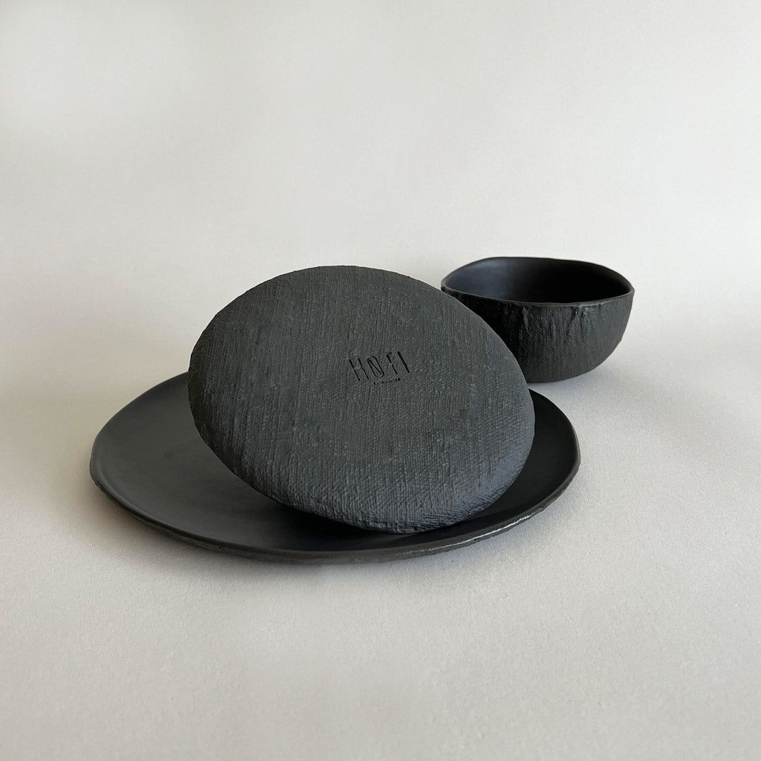 YUTA Ceramic Dinnerware Set - Black - Koti London