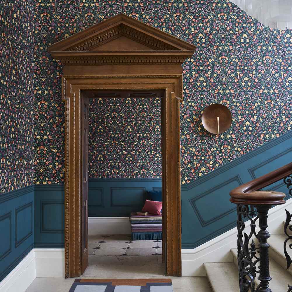 Court Embroidery Wallpaper - Great Masters - Cole & Son