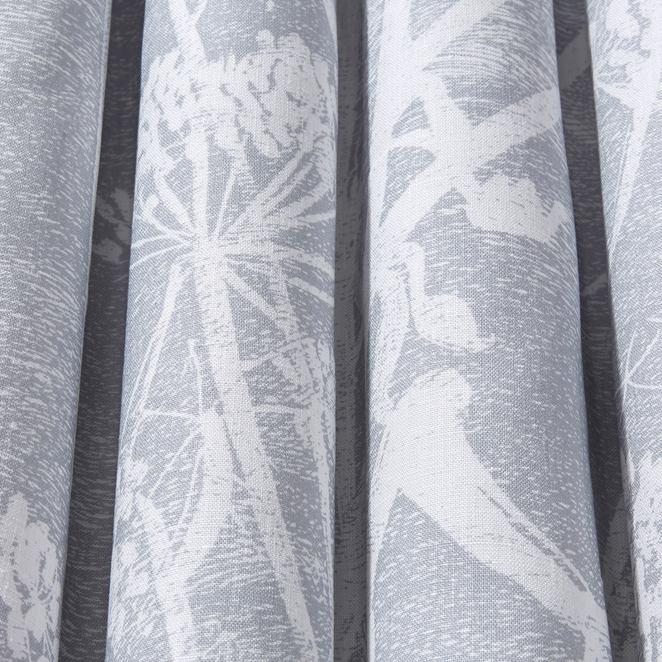 Cow Parsley 100% Linen Fabric - Cole & Son