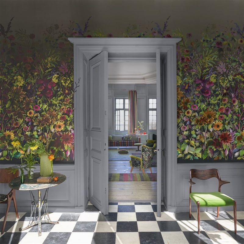 Indian Sunflower Wallpaper - Graphite - Designers Guild