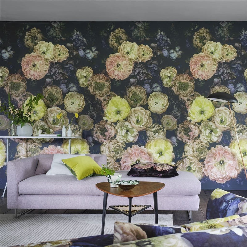 Le Poeme De Fleurs Wallpaper - Midnight - Designers Guild