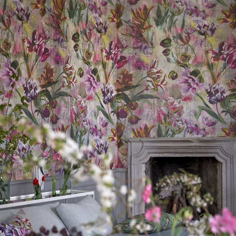 Tulipa Stellata Wallpaper - Fuchsia - Designers Guild