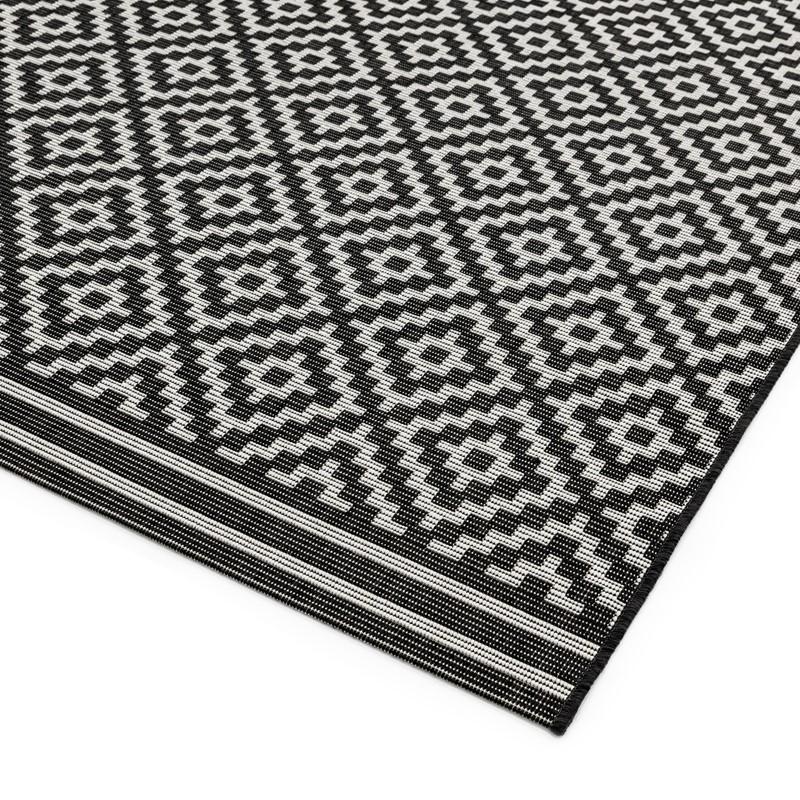 Geometric Diamond Outdoor Rug Black & White Lime Lace