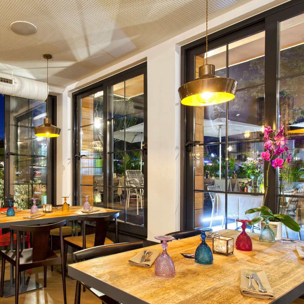 Splendor Brass Pendant Light - Mullan Lighting – Lime Lace