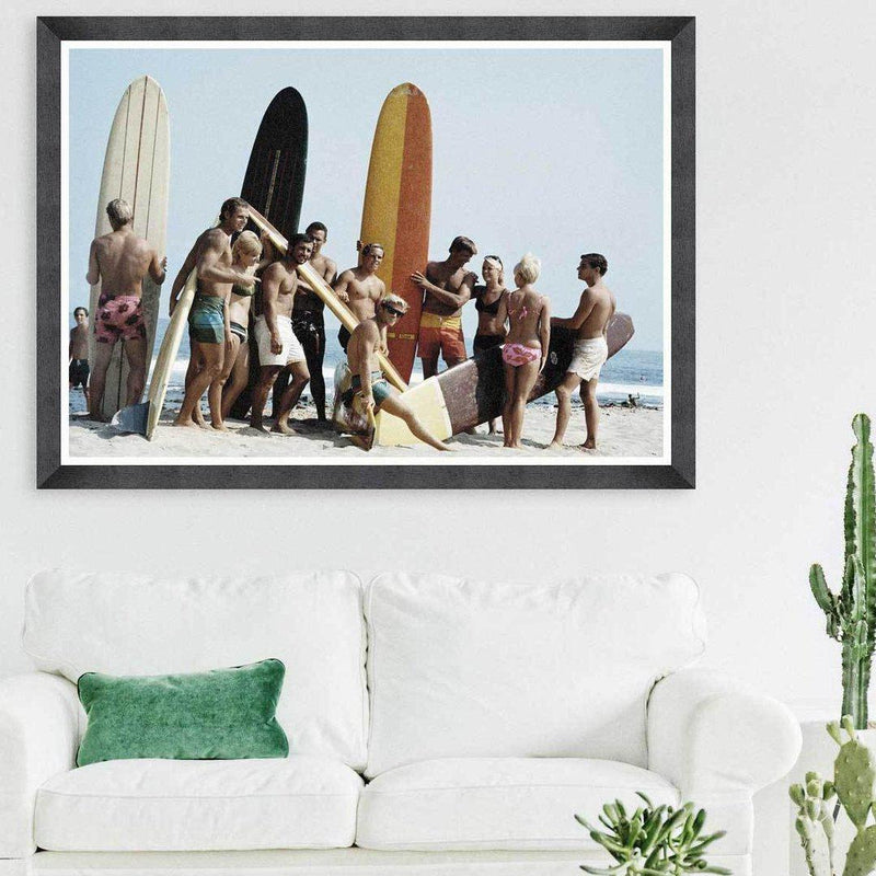 Surfers Framed Wall Art - MINDTHEGAP